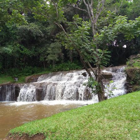 Chales Encantos De Minas Bueno Brandão Eksteriør bilde